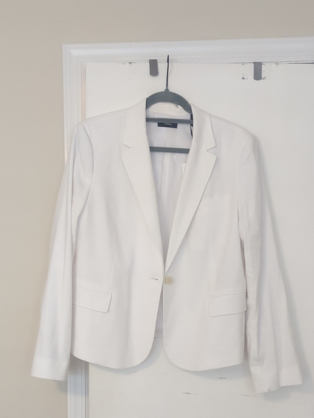 NWT Theory Shrunken Blazer